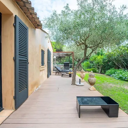 Amazing 10 Guests With Poll, Saint-tropez *